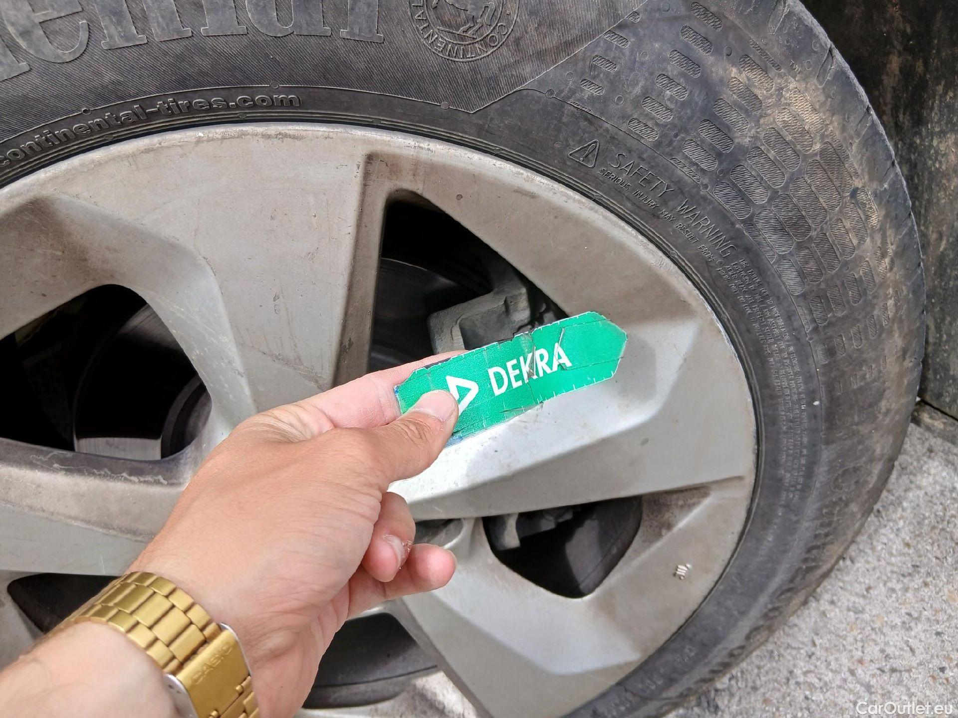  Nissan  Qashqai NISSAN  / 2017 / 5P / todoterreno DIG-T 103 kW (140 CV) E6D ACENTA #49