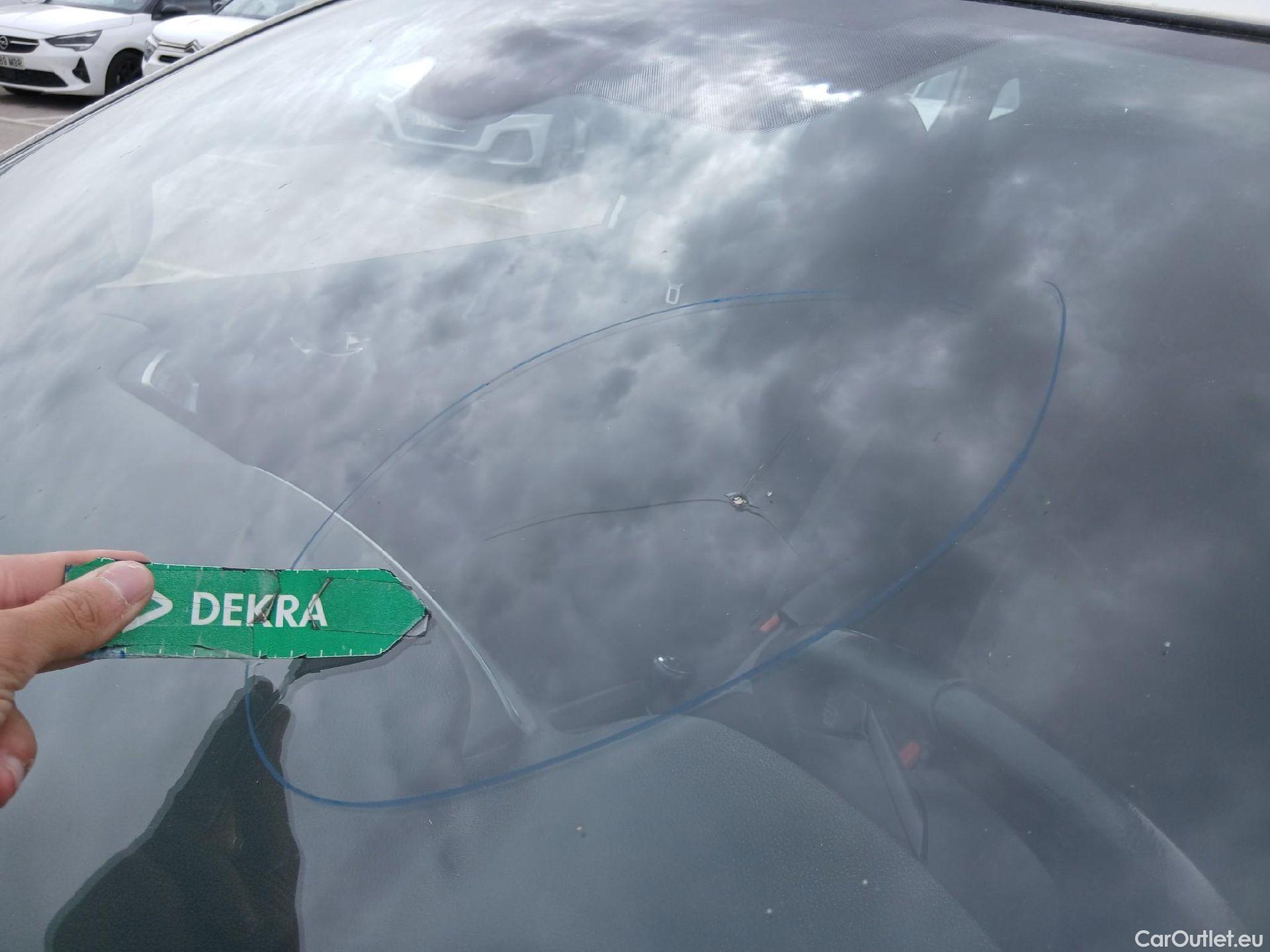  Nissan  Qashqai NISSAN  / 2017 / 5P / todoterreno DIG-T 103 kW (140 CV) E6D ACENTA #1