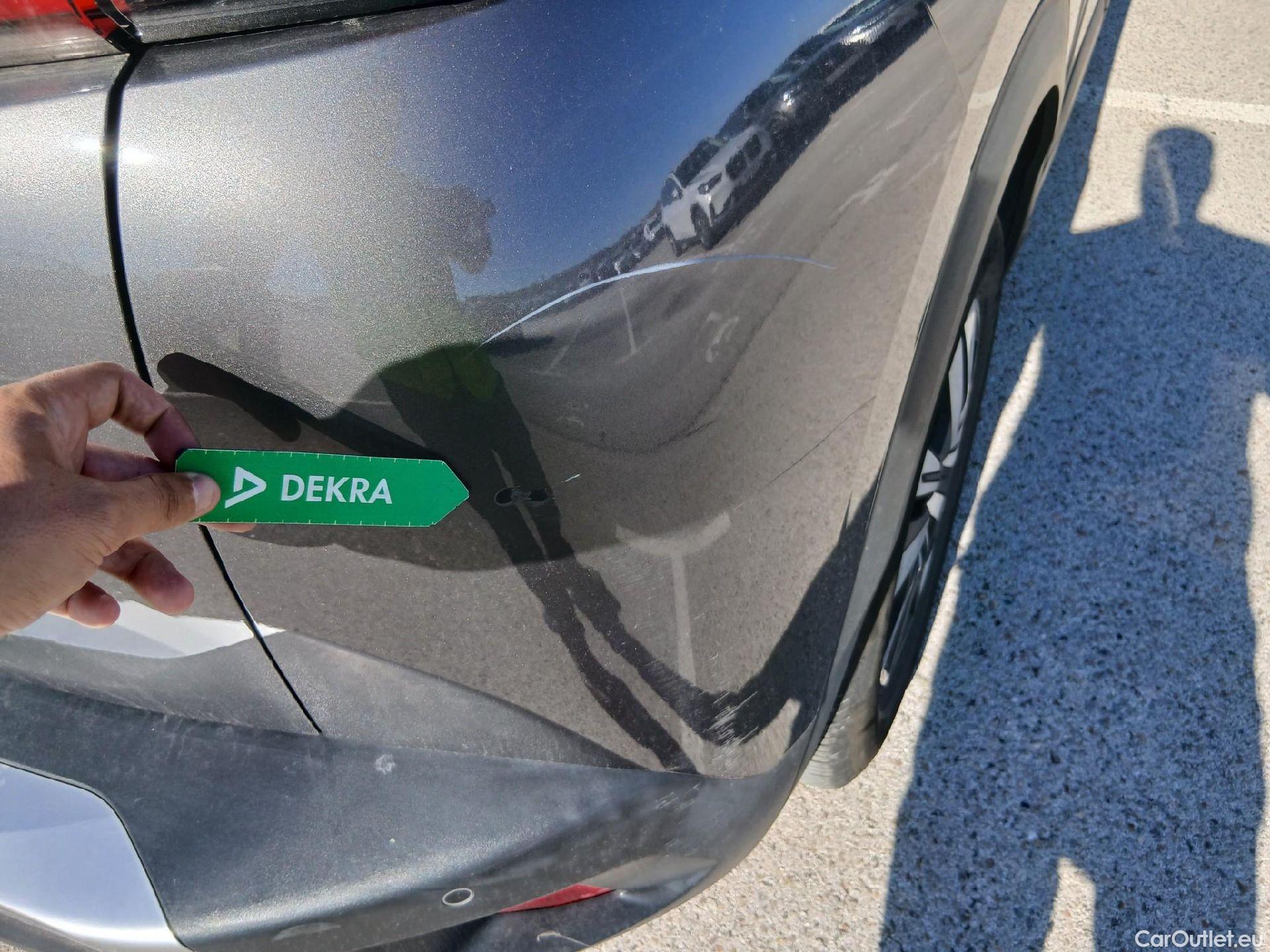  Peugeot  2008 PEUGEOT  / 2019 / 5P / todoterreno Active BlueHDI 81kW (110CV) #15