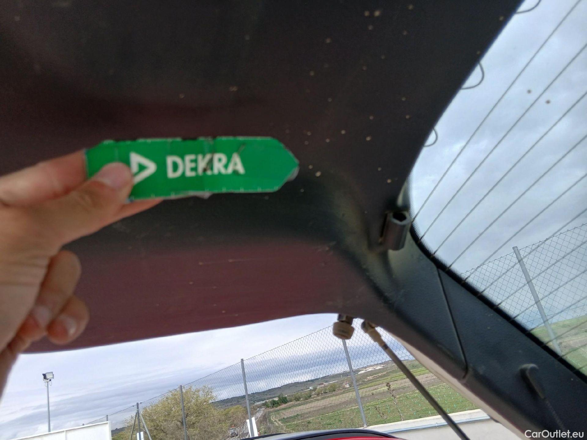  Nissan  Qashqai NISSAN  / 2017 / 5P / todoterreno DIG-T 103 kW (140 CV) E6D ACENTA #37