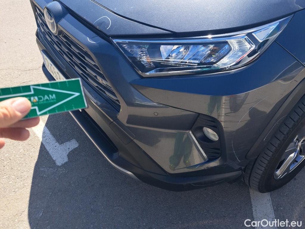  Toyota  RAV4 TOYOTA  / 2018 / 5P / todoterreno 2.5l 220H Advance #26