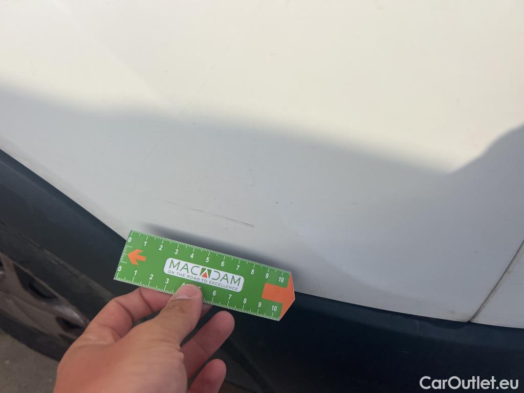  Ford  Transit FORD  / 2013 / 4P / furgón 350 96kW L2H2 Van Trend FWD #32