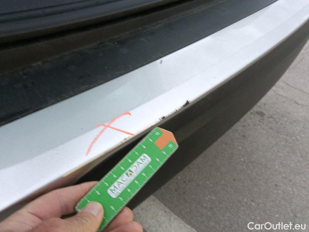  Peugeot  2008  Active Pack 1.5 HDi 110CV MT6 E6d #24