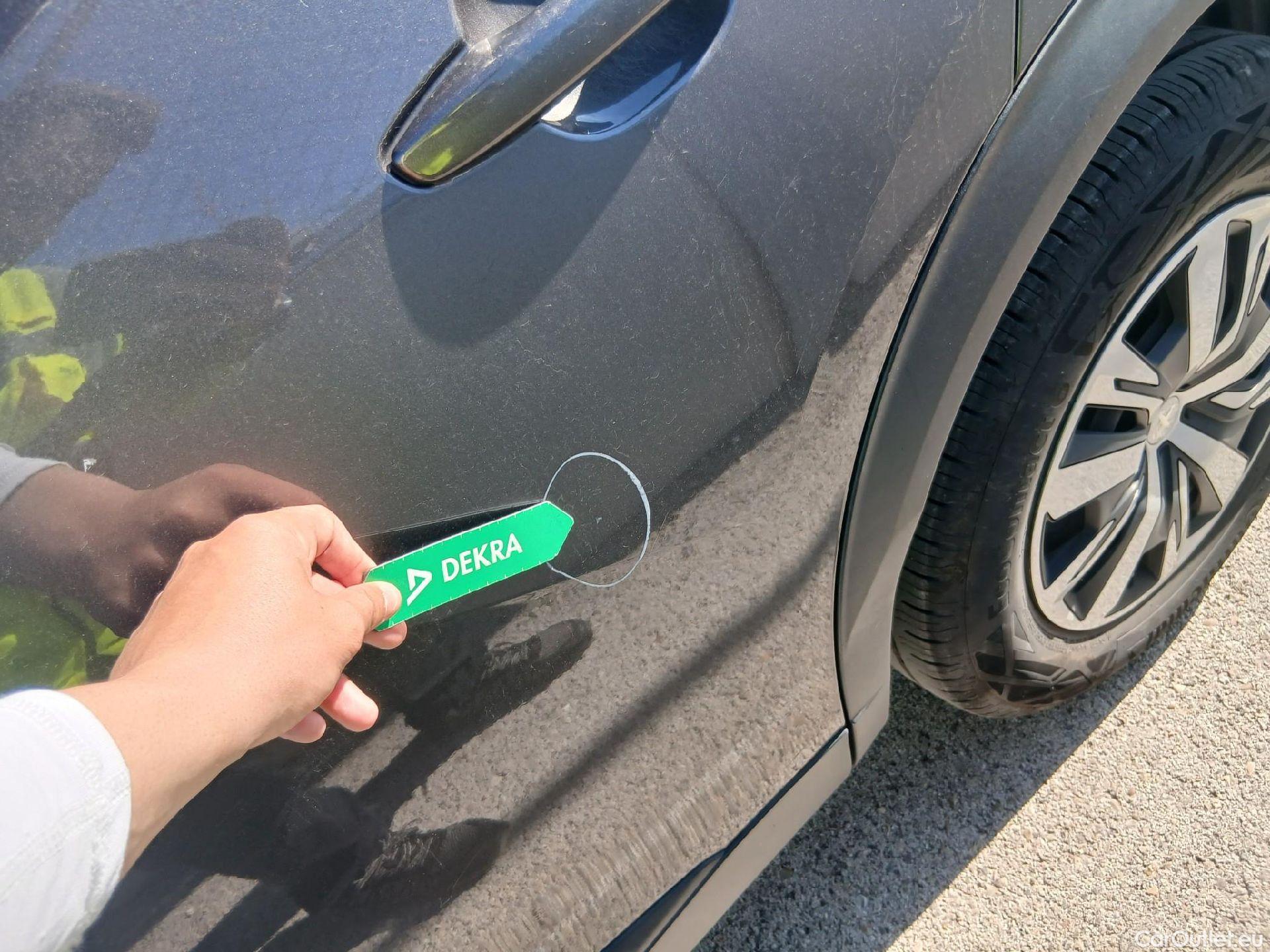  Peugeot  2008 PEUGEOT  / 2019 / 5P / todoterreno Active BlueHDI 81kW (110CV) #6