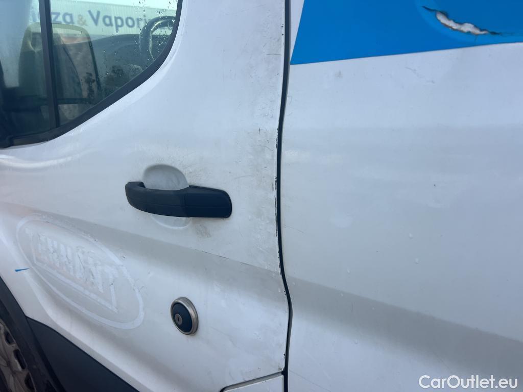  Ford  Transit FORD  / 2013 / 4P / furgón 350 96kW L2H2 Van Trend FWD #15