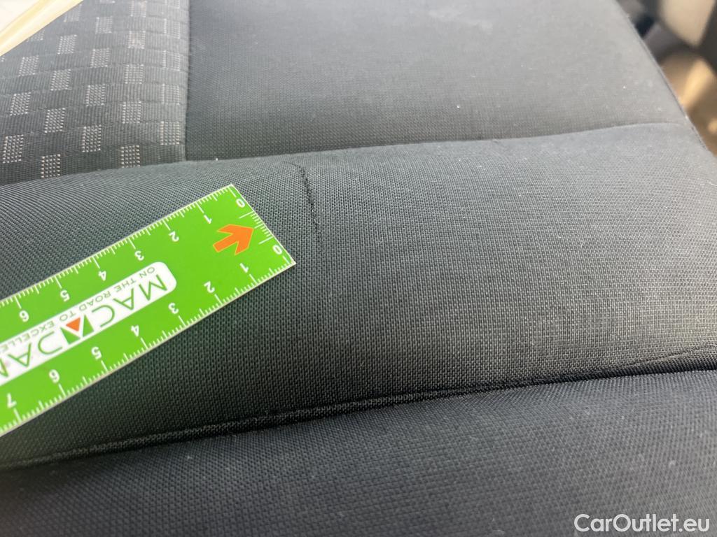  Ford  Transit FORD  / 2013 / 4P / furgón 350 96kW L2H2 Van Trend FWD #20