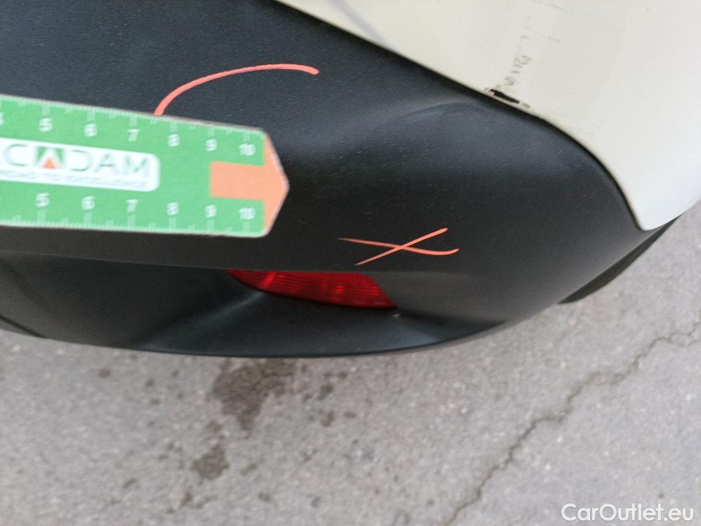  Peugeot  2008  Active Pack 1.5 HDi 110CV MT6 E6d #4