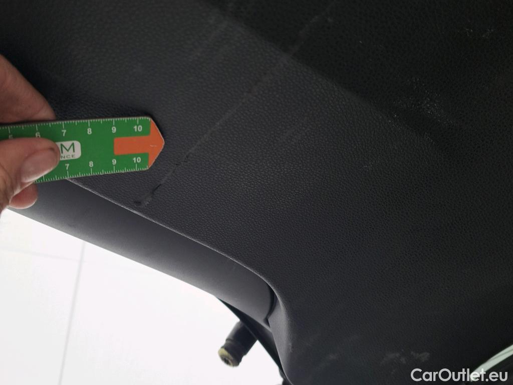  Toyota  Corolla TOYOTA  / 2019 / 5P / familiar 1.8 125H ACTIVE TECH E-CVT TOU SPORT #24