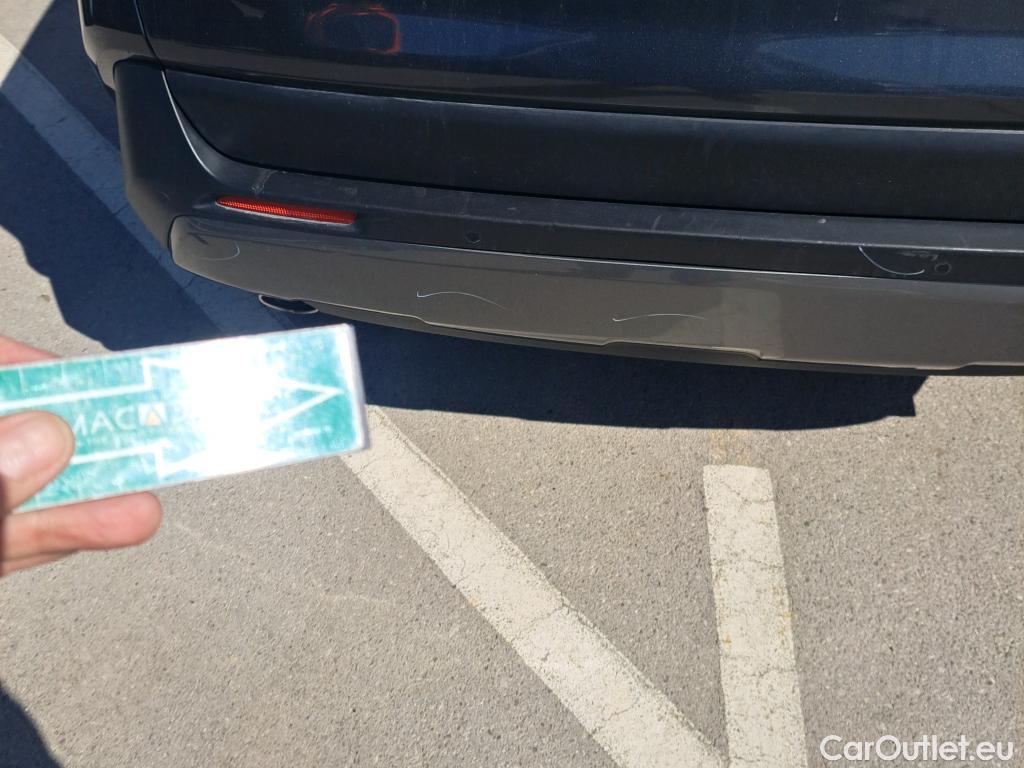  Toyota  RAV4 TOYOTA  / 2018 / 5P / todoterreno 2.5l 220H Advance #19