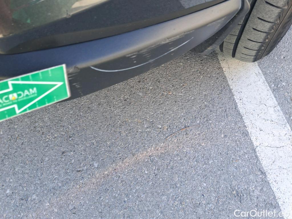  Toyota  RAV4 TOYOTA  / 2018 / 5P / todoterreno 2.5l 220H Advance #24