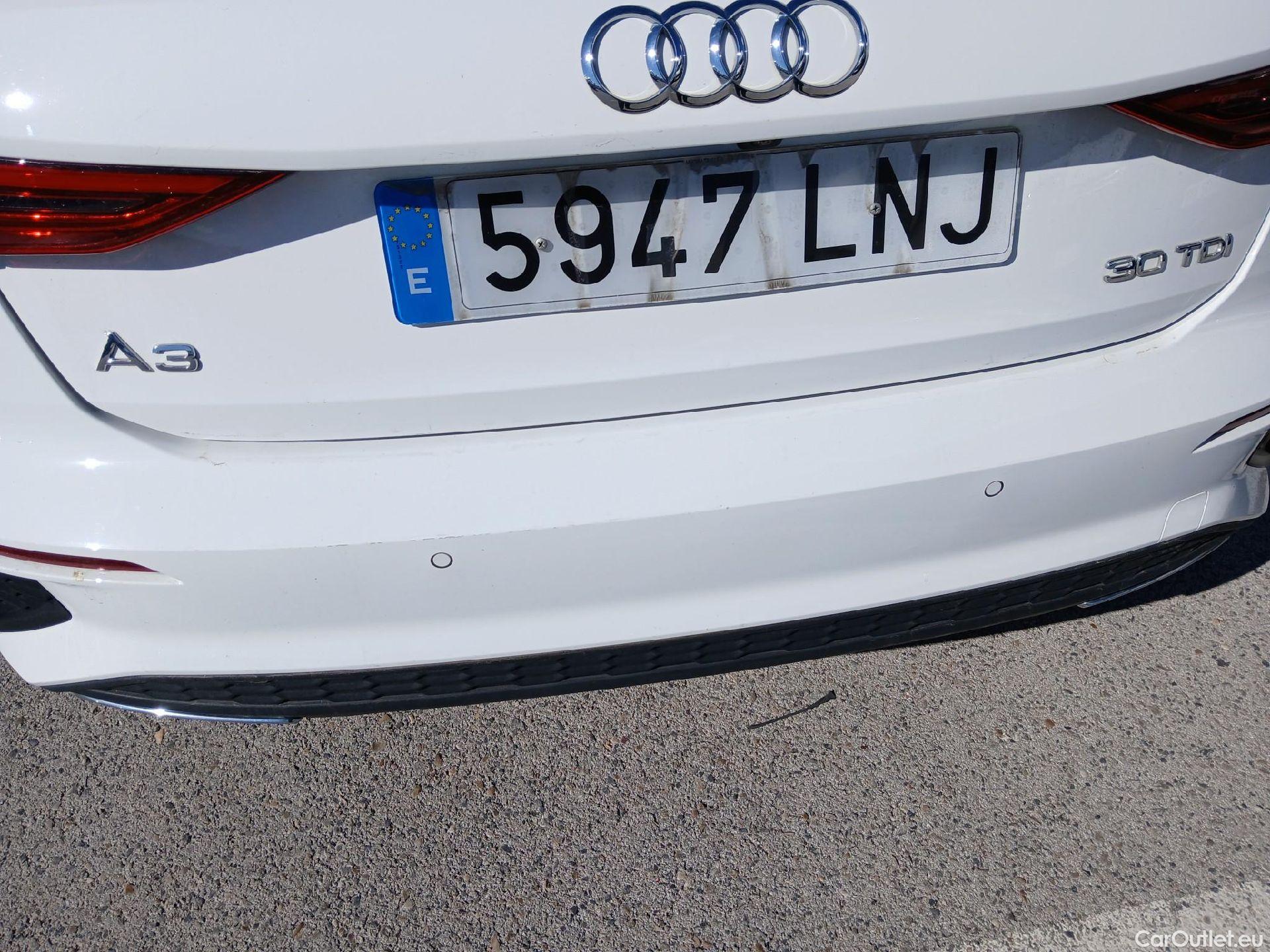  Audi  A3 AUDI  / 2020 / 5P / berlina con portón Sportback S line 30 TDI 85kW (116CV) #17