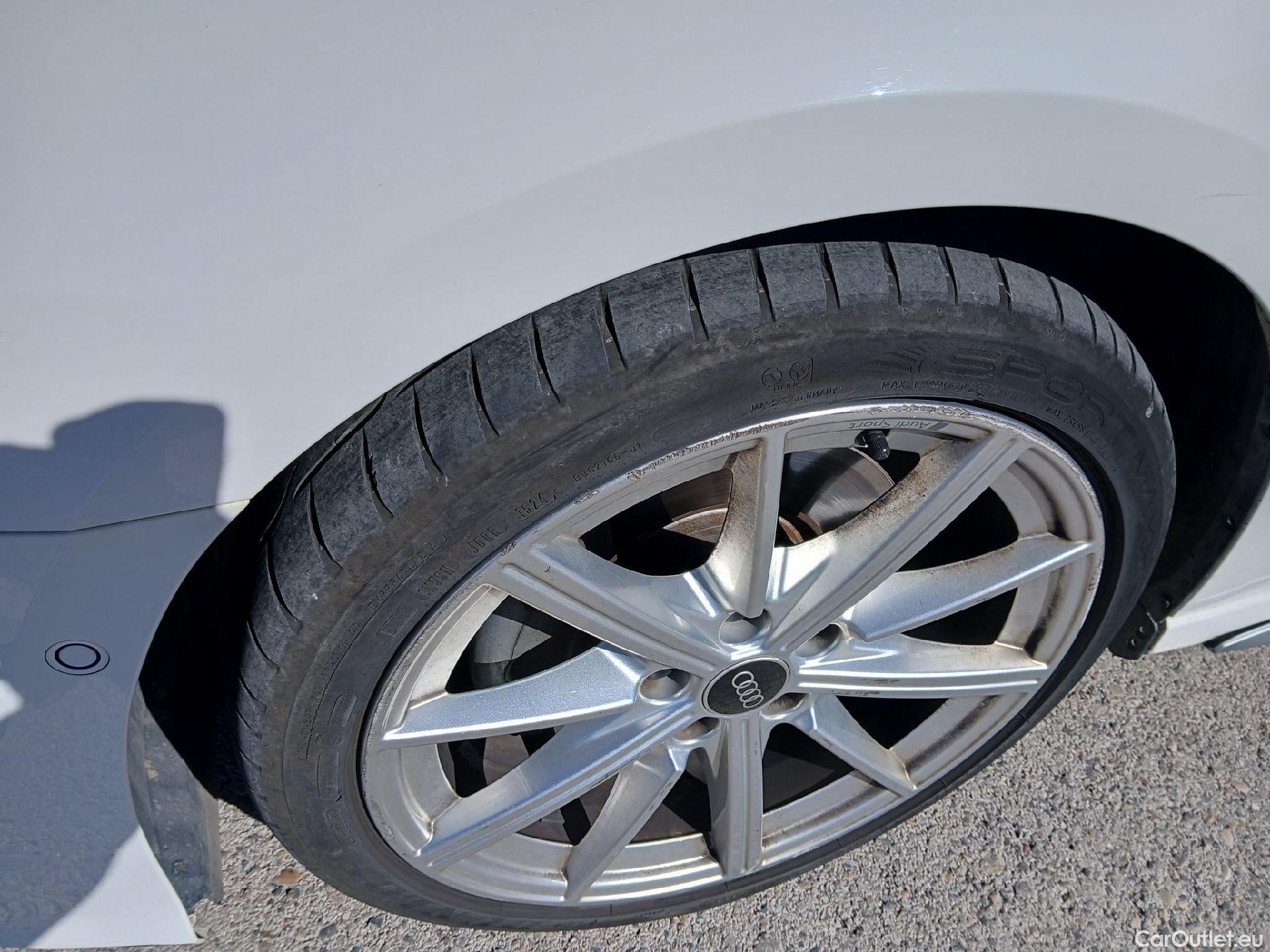  Audi  A3 AUDI  / 2020 / 5P / berlina con portón Sportback S line 30 TDI 85kW (116CV) #6