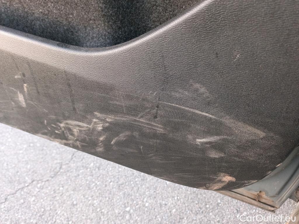  Volvo  XC 40 VOLVO XC40 / 2021 / 5P / todoterreno 2.0 B4 G AWD Plus Dark Auto #25