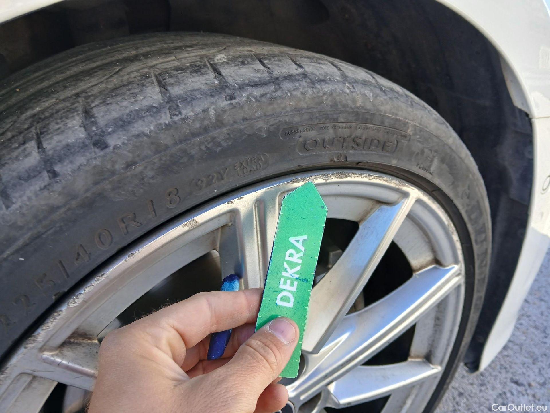  Audi  A3 AUDI  / 2020 / 5P / berlina con portón Sportback S line 30 TDI 85kW (116CV) #33