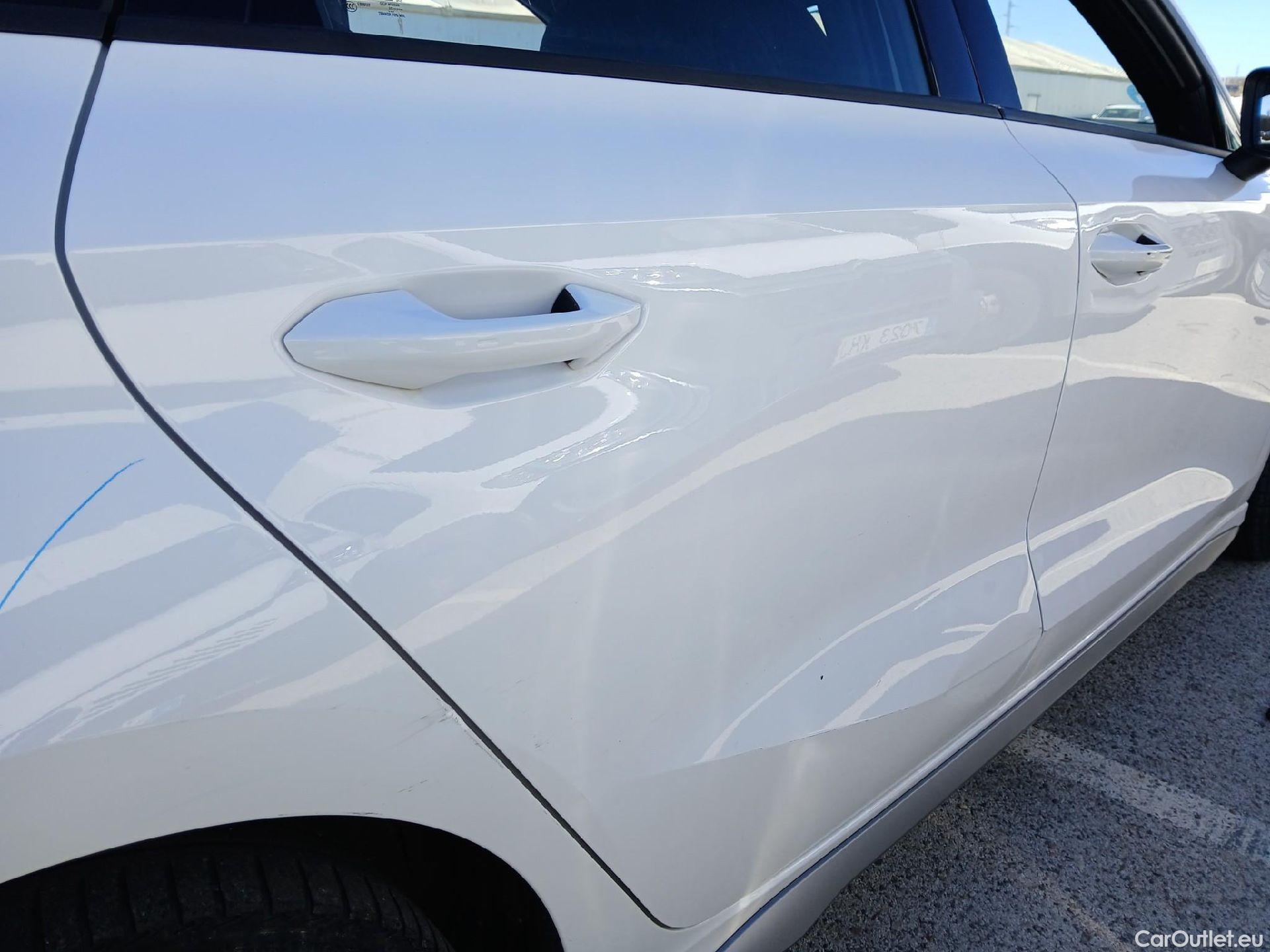  Audi  A3 AUDI  / 2020 / 5P / berlina con portón Sportback S line 30 TDI 85kW (116CV) #26