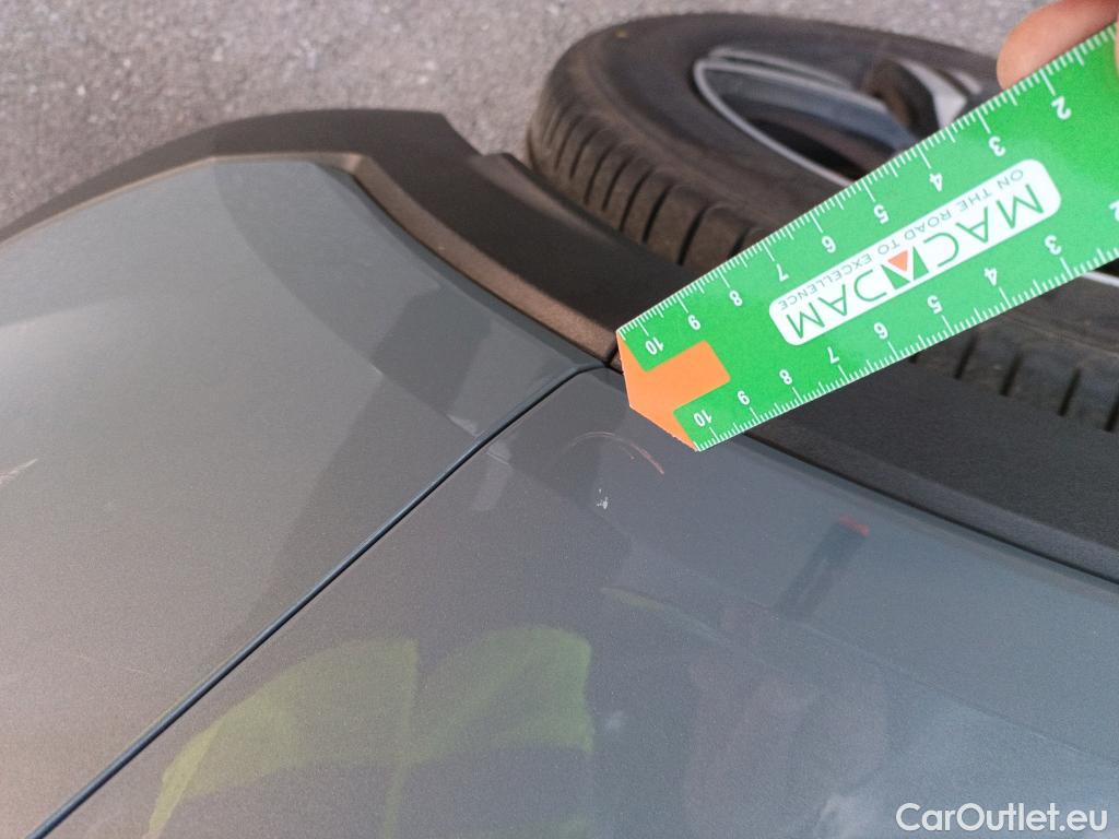  Volvo  XC 40 VOLVO XC40 / 2021 / 5P / todoterreno 2.0 B4 G AWD Plus Dark Auto #37