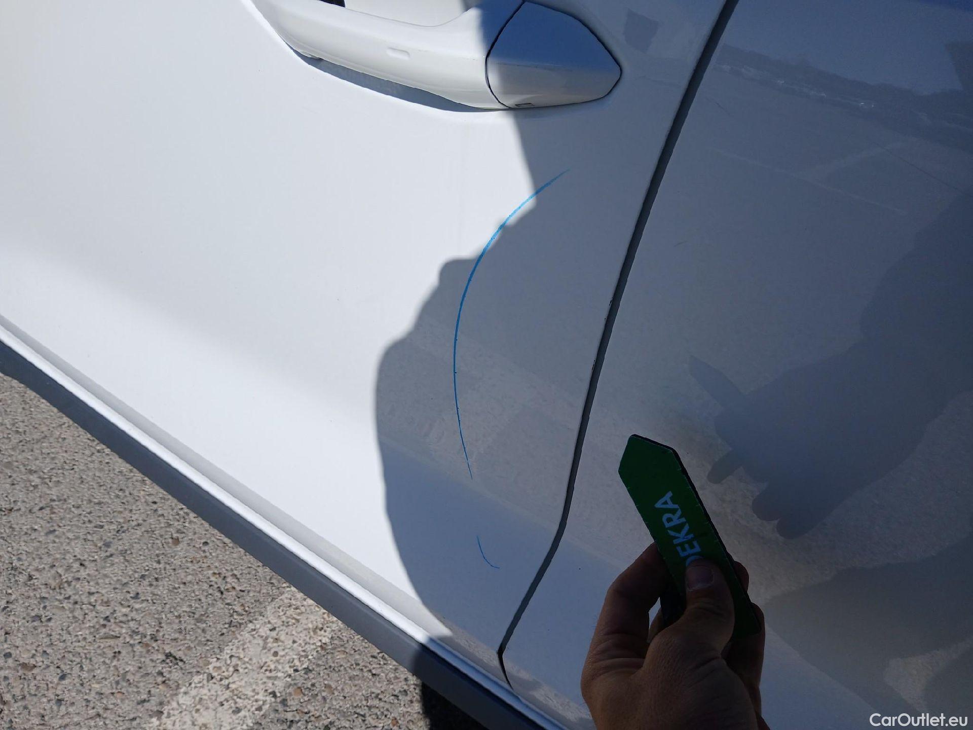  Audi  A3 AUDI  / 2020 / 5P / berlina con portón Sportback S line 30 TDI 85kW (116CV) #11