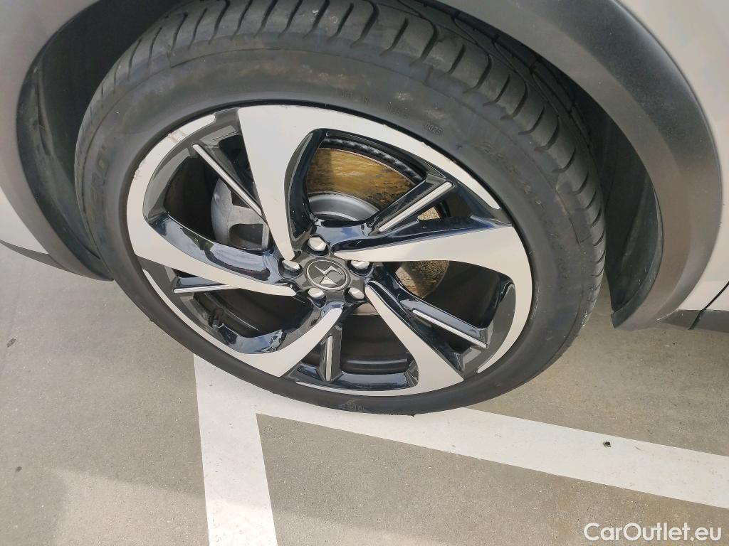  DS  DS7 DS DS 7 Crossback E-Tense / 2017 / 5P / todoterreno 1.6 E-Tense 225 GRAND CHIC Auto #7