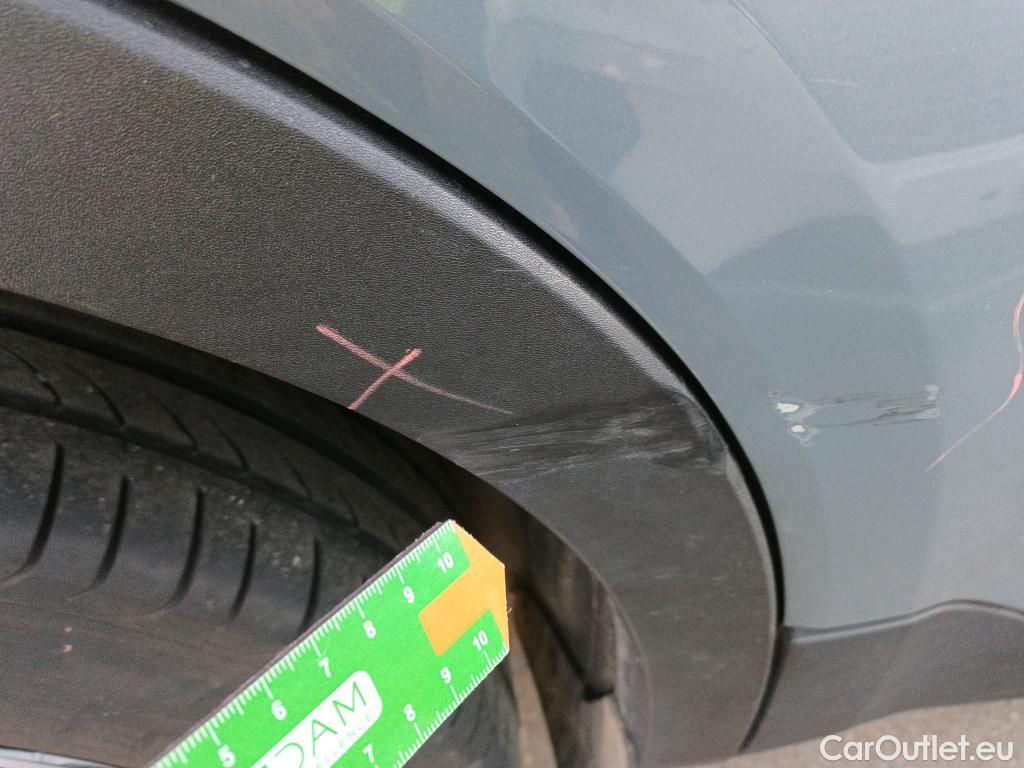  Volvo  XC 40 VOLVO XC40 / 2021 / 5P / todoterreno 2.0 B4 G AWD Plus Dark Auto #33