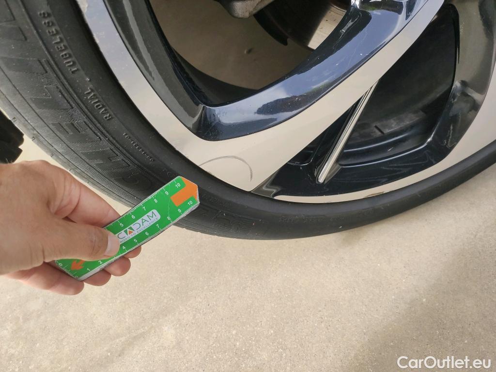  DS  DS7 DS DS 7 Crossback E-Tense / 2017 / 5P / todoterreno 1.6 E-Tense 225 GRAND CHIC Auto #12