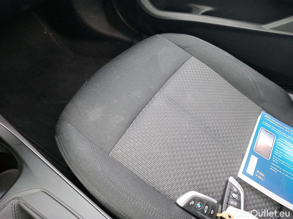  Bmw  Serie 1 BMW  / 2019 / 5P / berlina con portón 116d #8