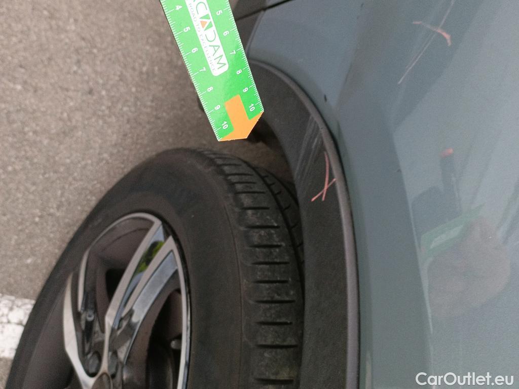  Volvo  XC 40 VOLVO XC40 / 2021 / 5P / todoterreno 2.0 B4 G AWD Plus Dark Auto #34