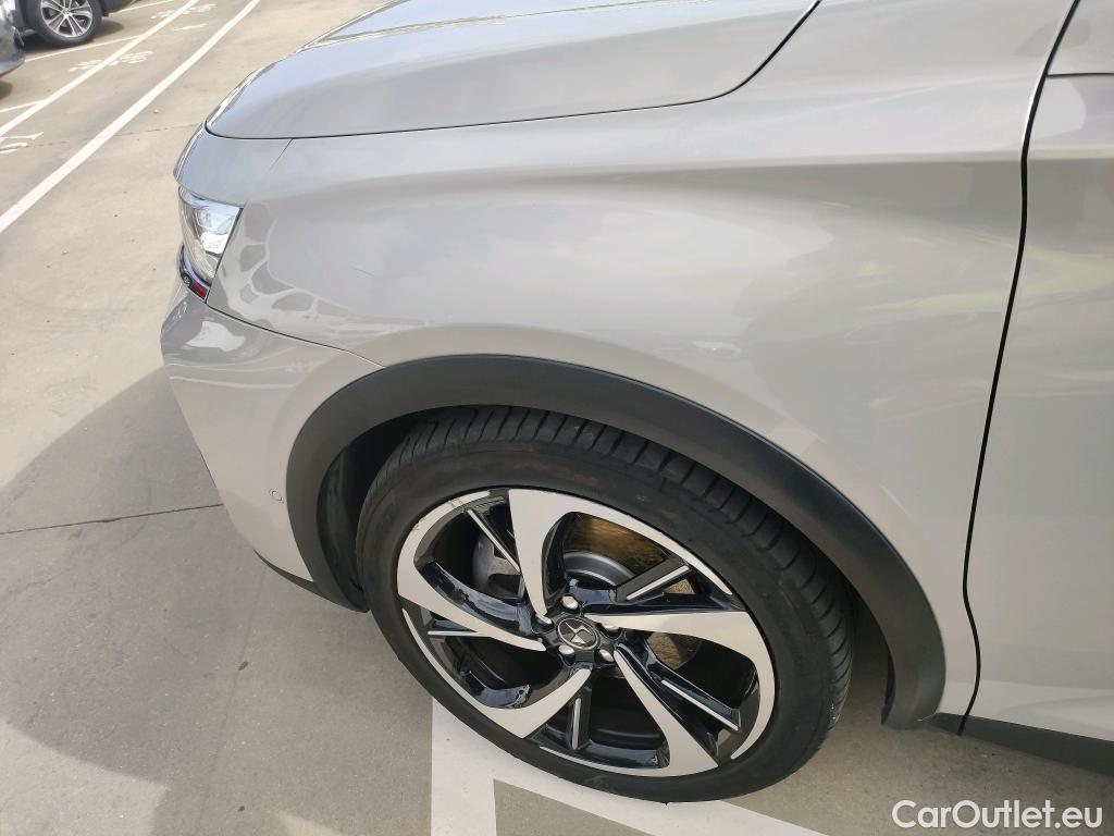  DS  DS7 DS DS 7 Crossback E-Tense / 2017 / 5P / todoterreno 1.6 E-Tense 225 GRAND CHIC Auto #17