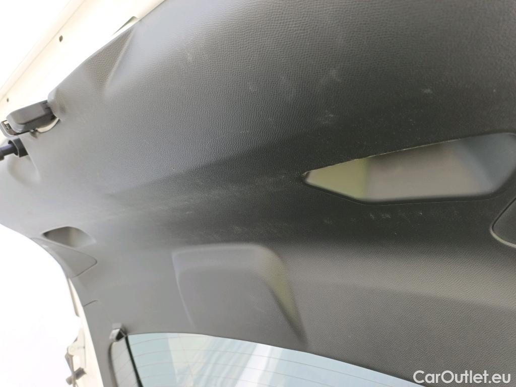  Citroen  DS3 DS DS 3 Crossback / 2018 / 5P / todoterreno PureTech 73 kW Manual SO CHIC #4