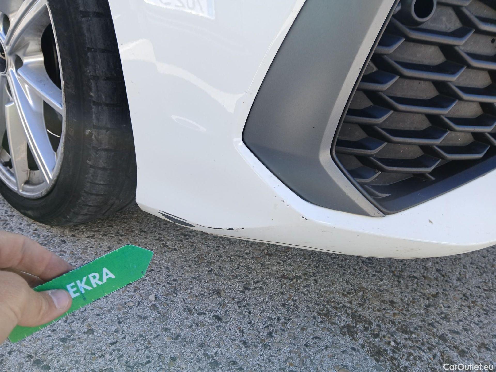  Audi  A3 AUDI  / 2020 / 5P / berlina con portón Sportback S line 30 TDI 85kW (116CV) #2