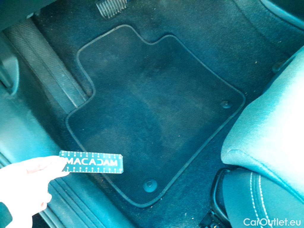  Volvo  XC 40 VOLVO XC40 / 2021 / 5P / todoterreno 2.0 B3 G Core Auto #27