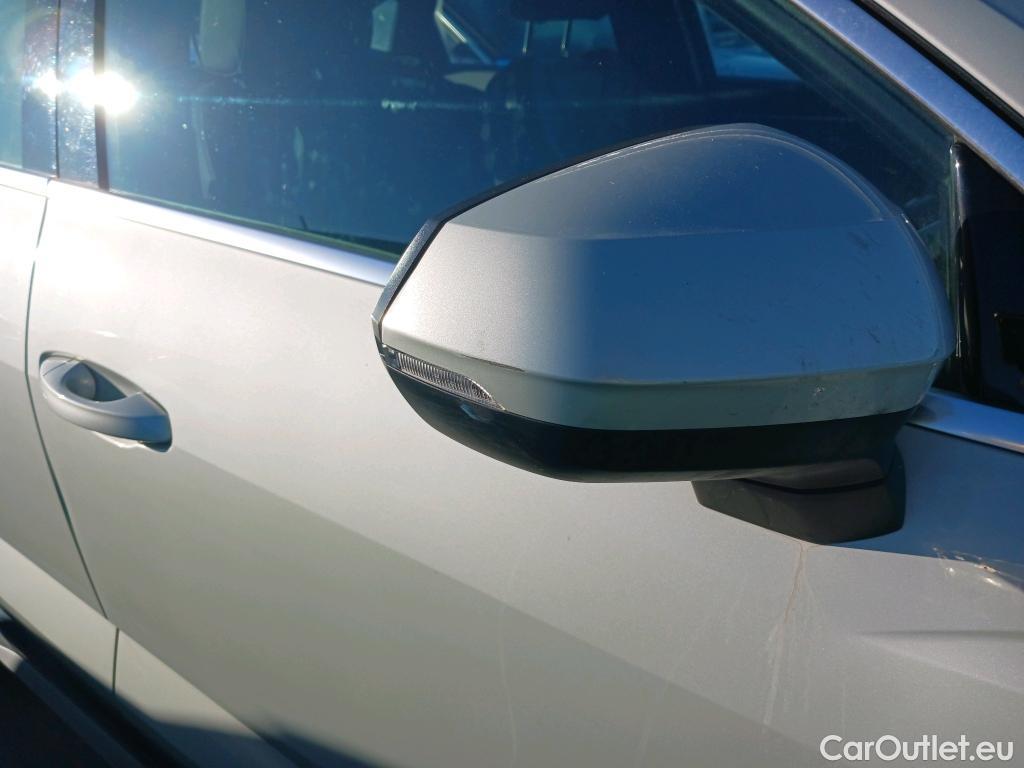  Audi  Q3 AUDI  Sportback / 2019 / 5P / todoterreno 45 TFSI e 180kW S tronic S Line #17