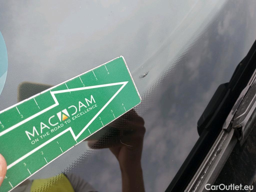  Bmw  Serie 1 BMW  / 2019 / 5P / berlina con portón 116d #1