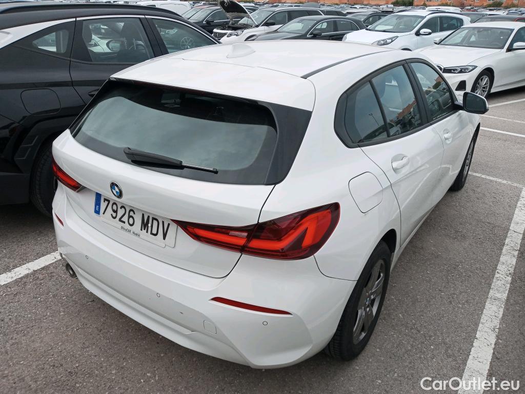  Bmw  Serie 1 BMW  / 2019 / 5P / berlina con portón 116d #23