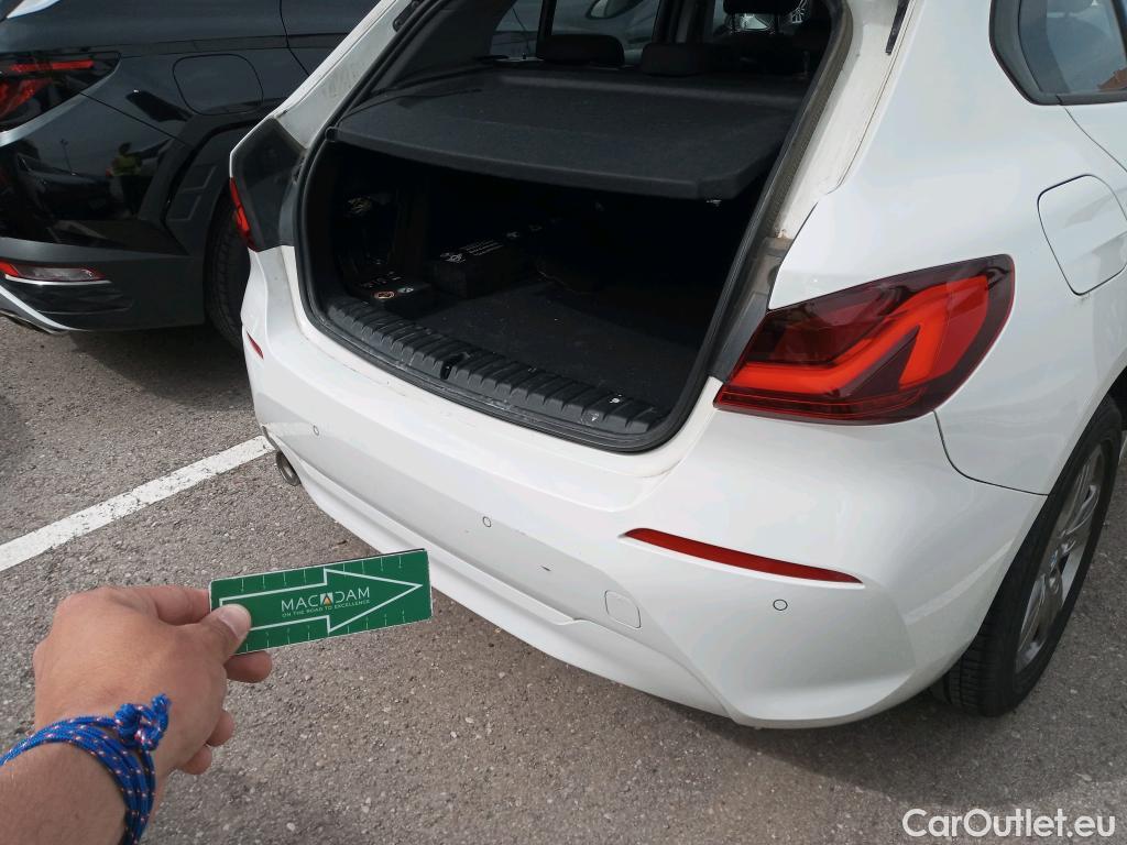  Bmw  Serie 1 BMW  / 2019 / 5P / berlina con portón 116d #25