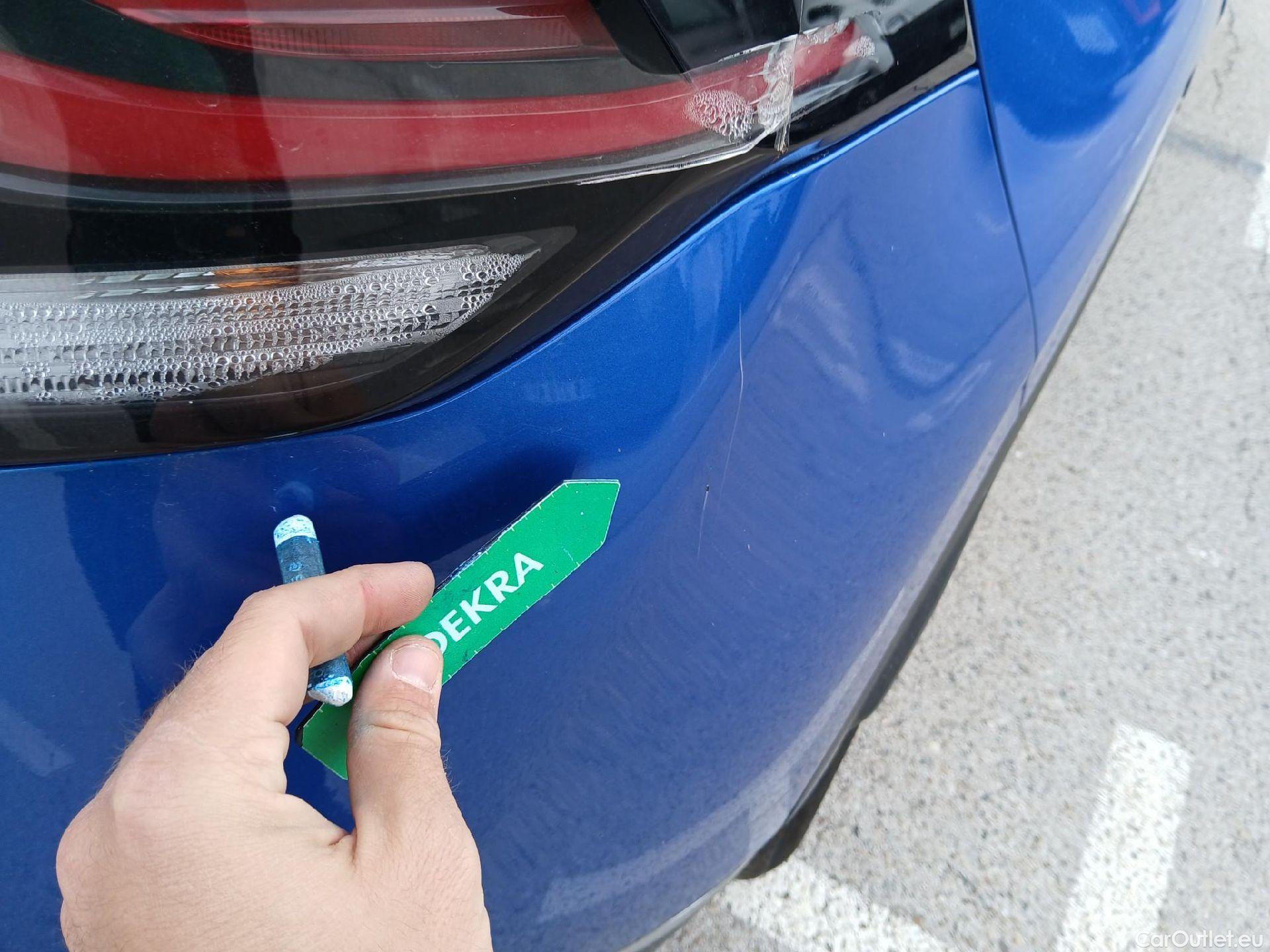  KIA  Sportage KIA  / 2022 / 5P / todoterreno 1.6 T-GDi HEV 171kW (230CV) Drive 4X2 #43