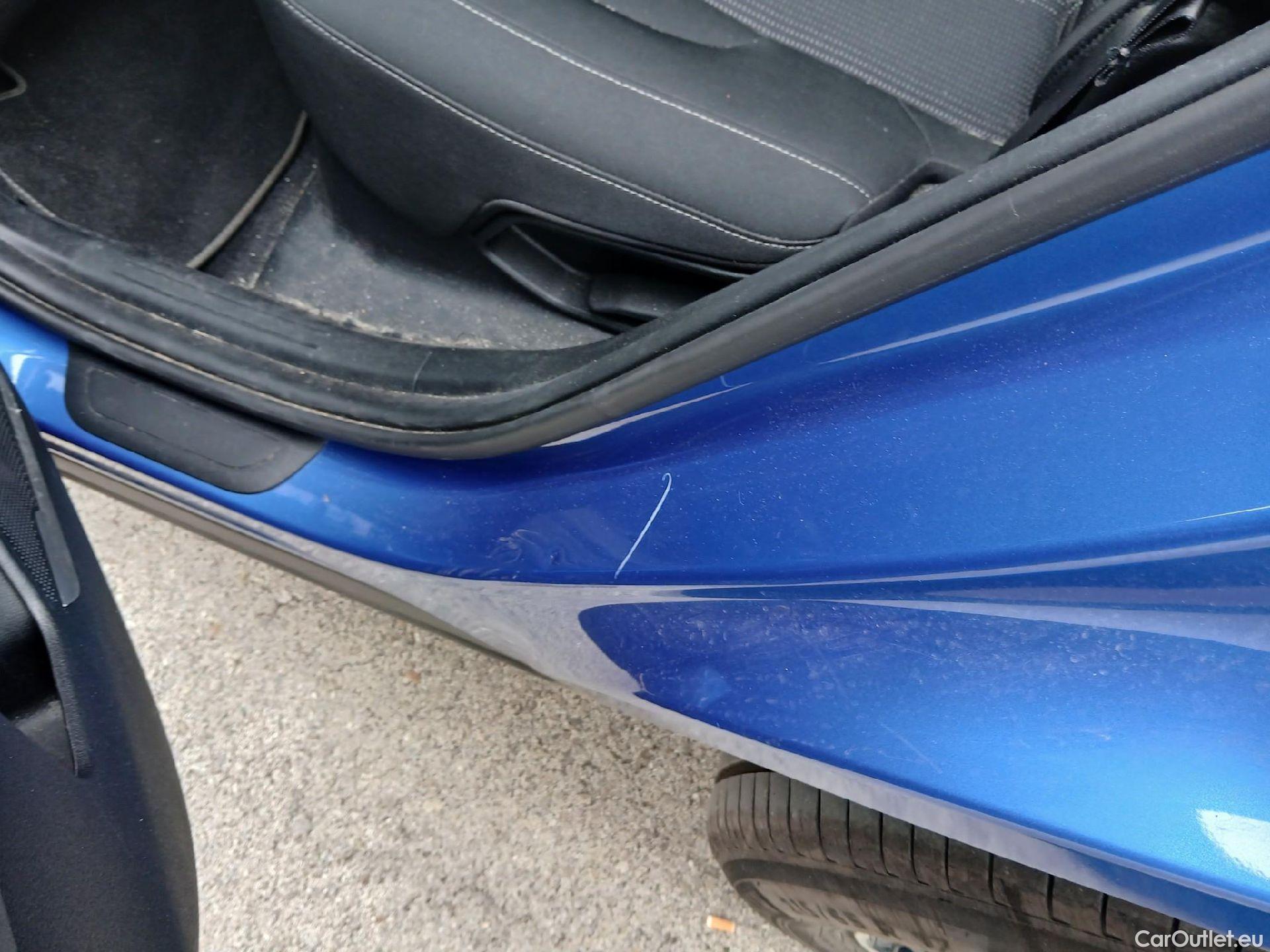  KIA  Sportage KIA  / 2022 / 5P / todoterreno 1.6 T-GDi HEV 171kW (230CV) Drive 4X2 #28