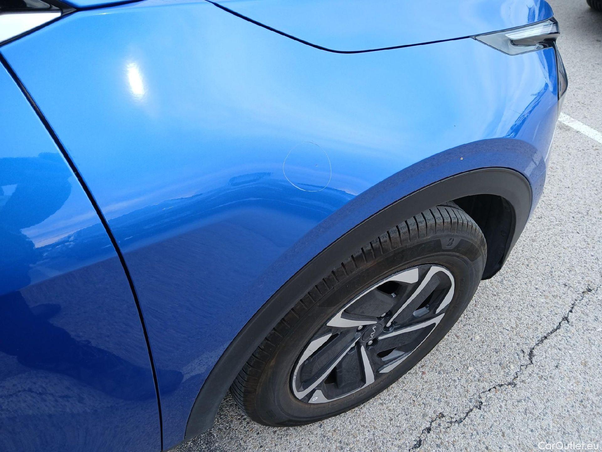  KIA  Sportage KIA  / 2022 / 5P / todoterreno 1.6 T-GDi HEV 171kW (230CV) Drive 4X2 #52