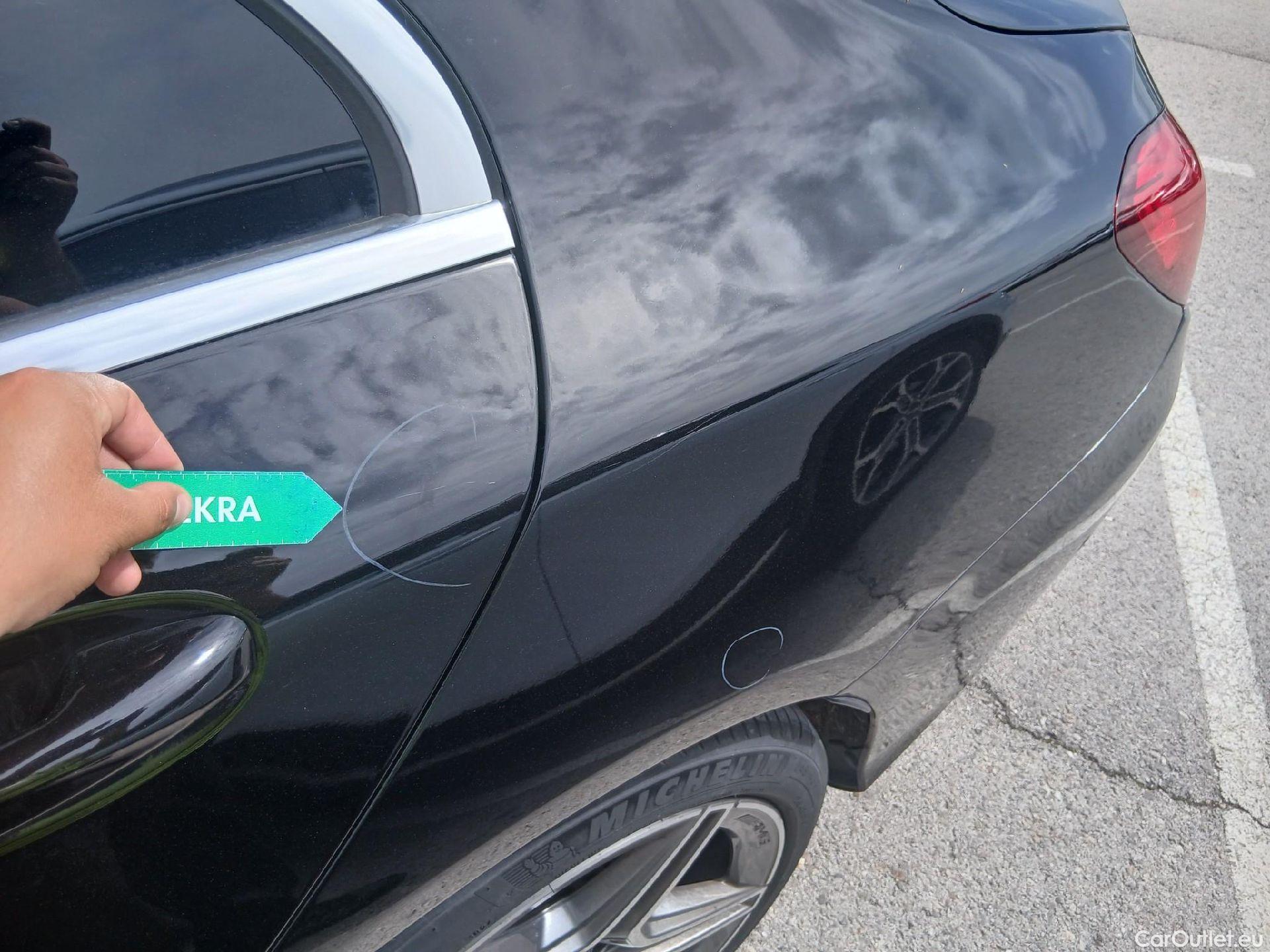  Mercedes  C-Klasse MERCEDES-BENZ Clase C / 2018 / 4P / sedán C 220 d #30