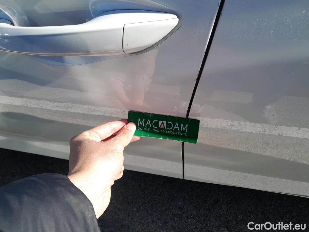  Hyundai  i20 HYUNDAI  / 2020 / 5P / berlina con portón 1.0 TGDI 74kW (100CV) 48V Essence #16