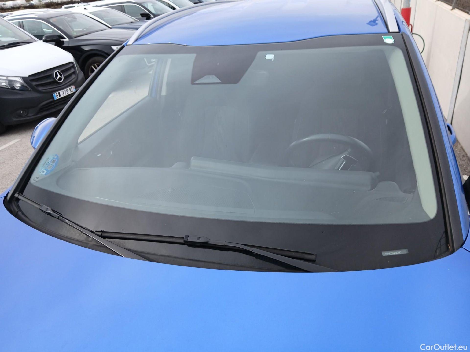  KIA  Sportage KIA  / 2022 / 5P / todoterreno 1.6 T-GDi HEV 171kW (230CV) Drive 4X2 #19