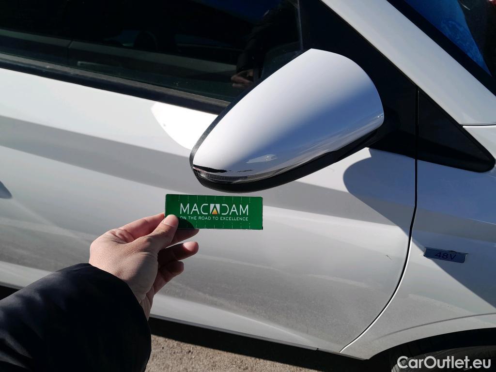  Hyundai  i20 HYUNDAI  / 2020 / 5P / berlina con portón 1.0 TGDI 74kW (100CV) 48V Essence #36