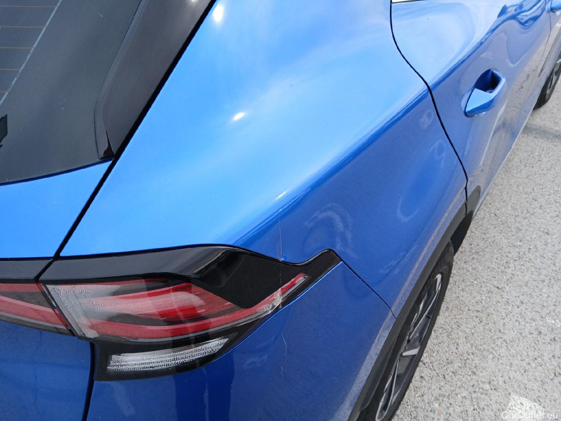  KIA  Sportage KIA  / 2022 / 5P / todoterreno 1.6 T-GDi HEV 171kW (230CV) Drive 4X2 #44