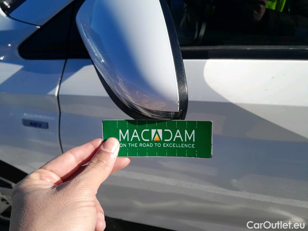  Hyundai  i20 HYUNDAI  / 2020 / 5P / berlina con portón 1.0 TGDI 74kW (100CV) 48V Essence #41