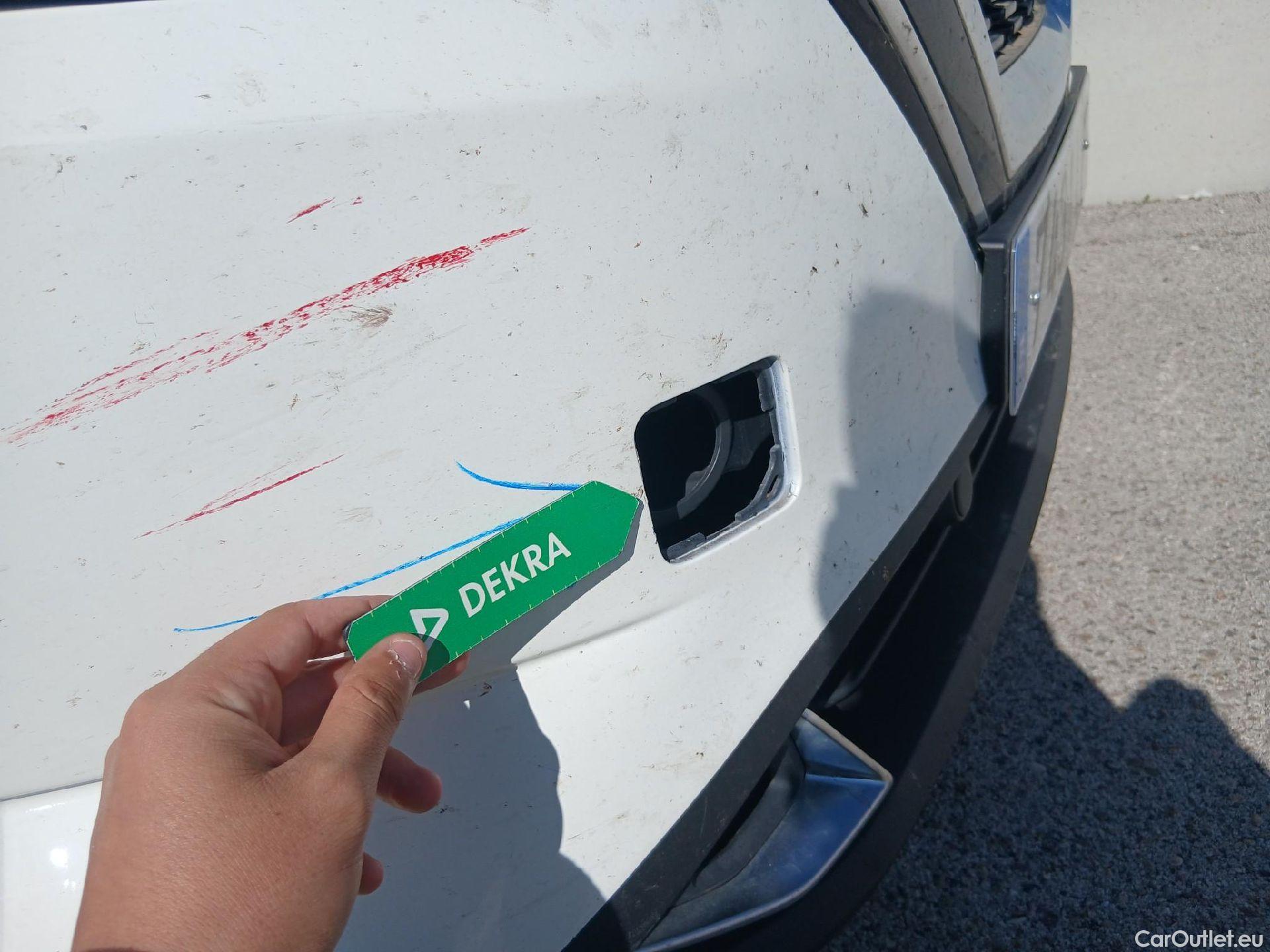  Nissan  Qashqai NISSAN  / 2021 / 5P / todoterreno DIG-T 103kW (140CV) mHEV 4x2 Acenta #5