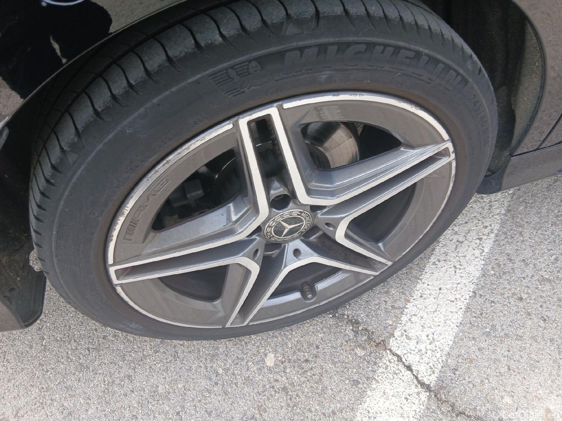  Mercedes  C-Klasse MERCEDES-BENZ Clase C / 2018 / 4P / sedán C 220 d #21