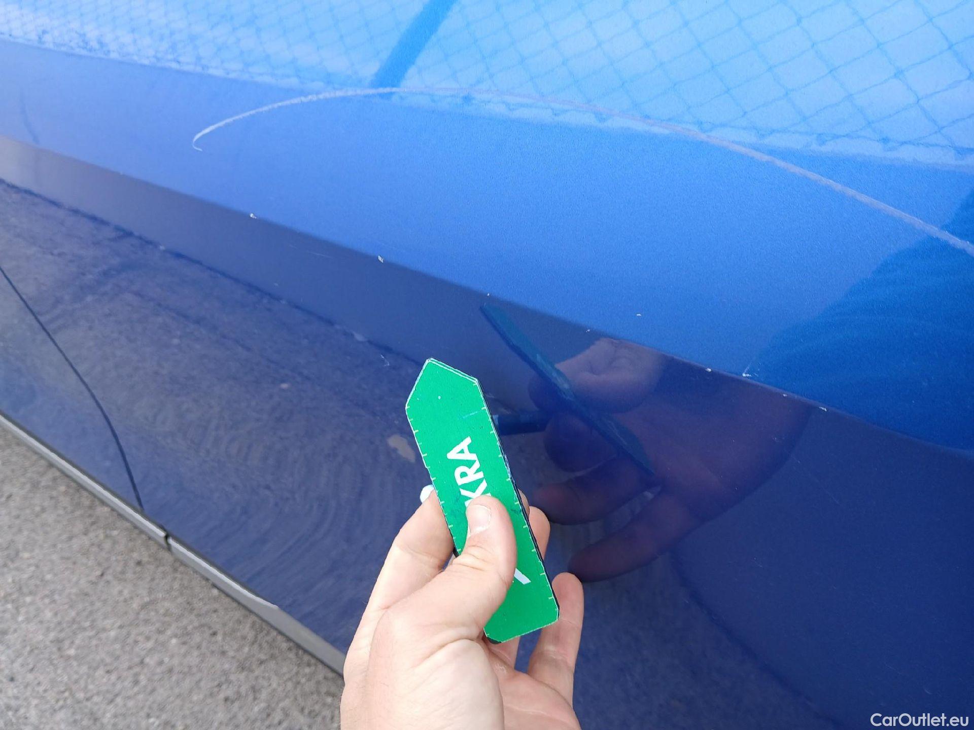  KIA  Sportage KIA  / 2022 / 5P / todoterreno 1.6 T-GDi HEV 171kW (230CV) Drive 4X2 #24