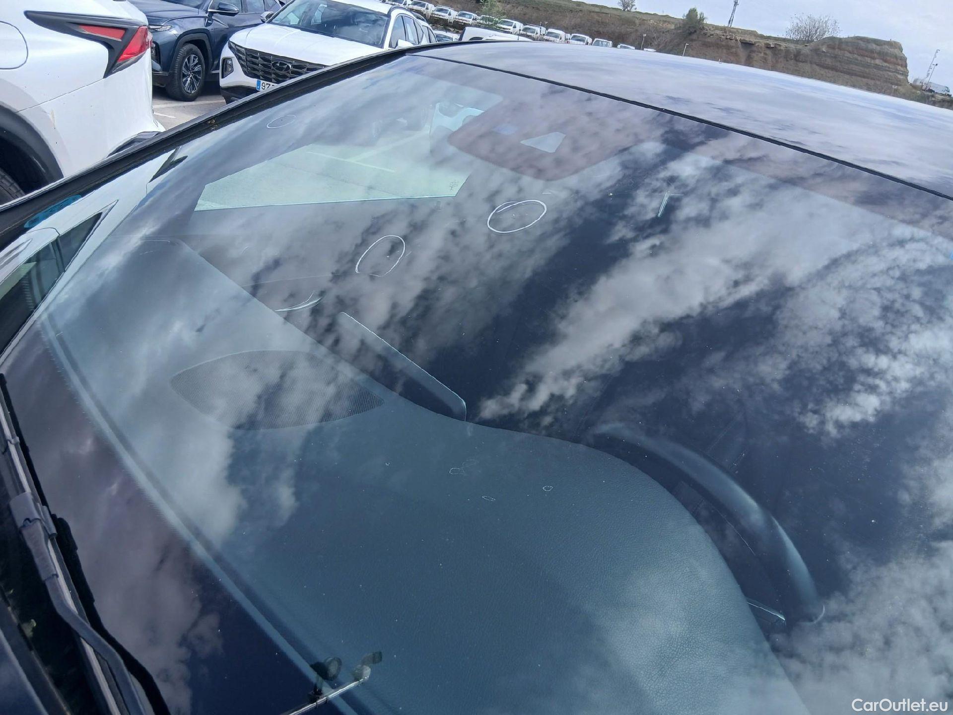  Mercedes  C-Klasse MERCEDES-BENZ Clase C / 2018 / 4P / sedán C 220 d #12