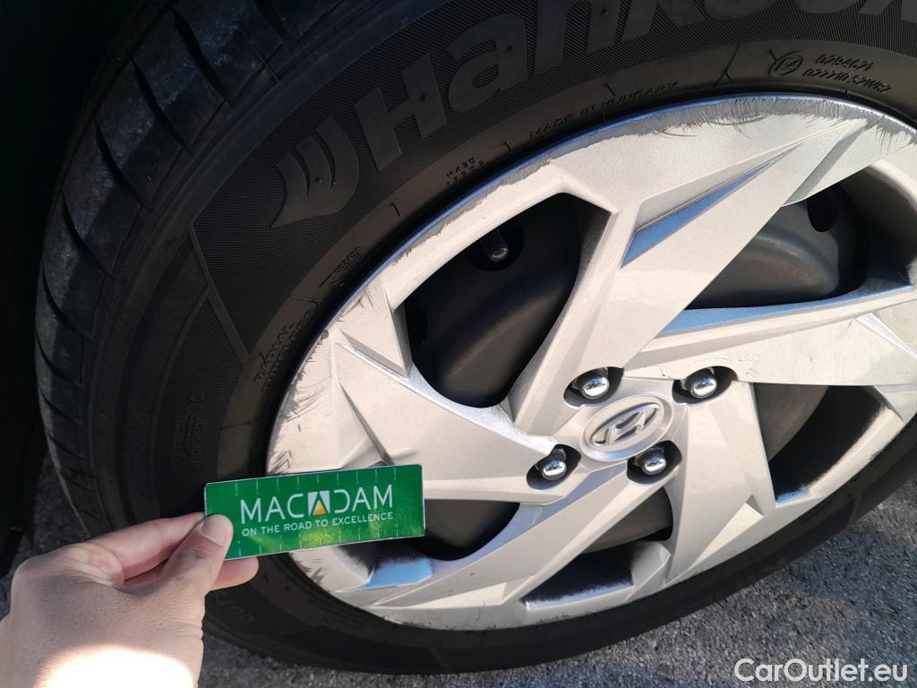  Hyundai  i20 HYUNDAI  / 2020 / 5P / berlina con portón 1.0 TGDI 74kW (100CV) 48V Essence #33