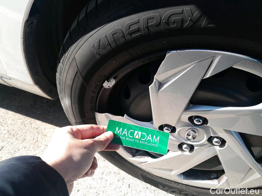  Hyundai  i20 HYUNDAI  / 2020 / 5P / berlina con portón 1.0 TGDI 74kW (100CV) 48V Essence #35