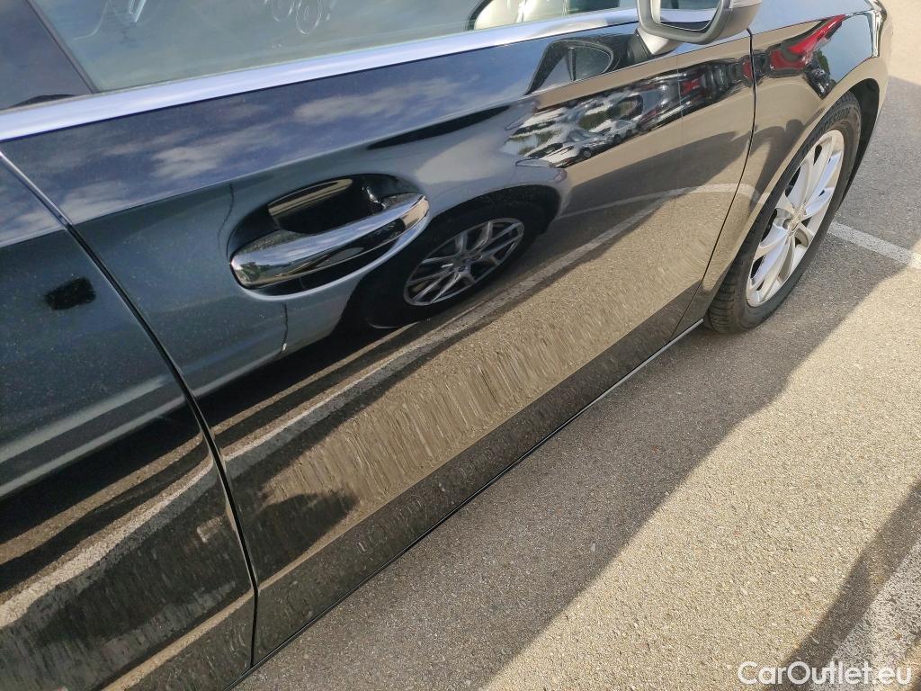  Mercedes  A-Klasse MERCEDES-BENZ Clase A / 2018 / 5P / berlina con portón A 180 d (AC) #1